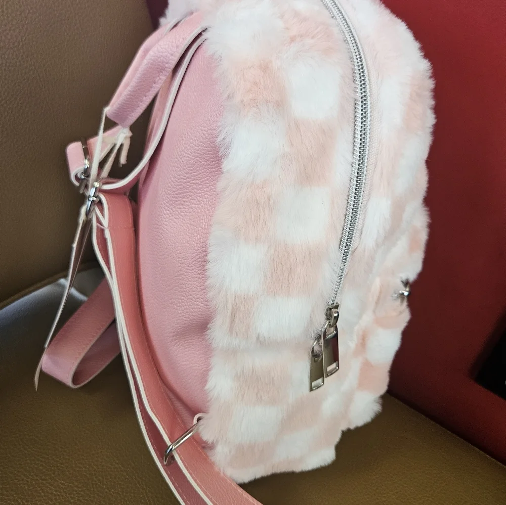 Jessica Simpson backpack 🎒 - Picture 3 of 6
